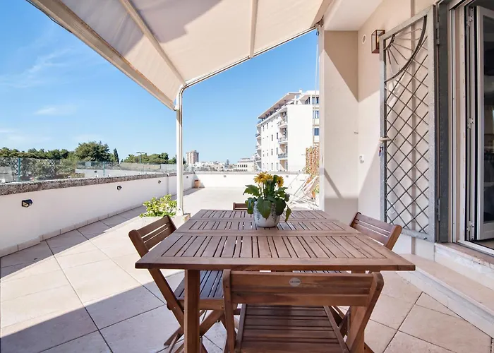 The Golden Hour, Luxury With A Panoramic View Lecce